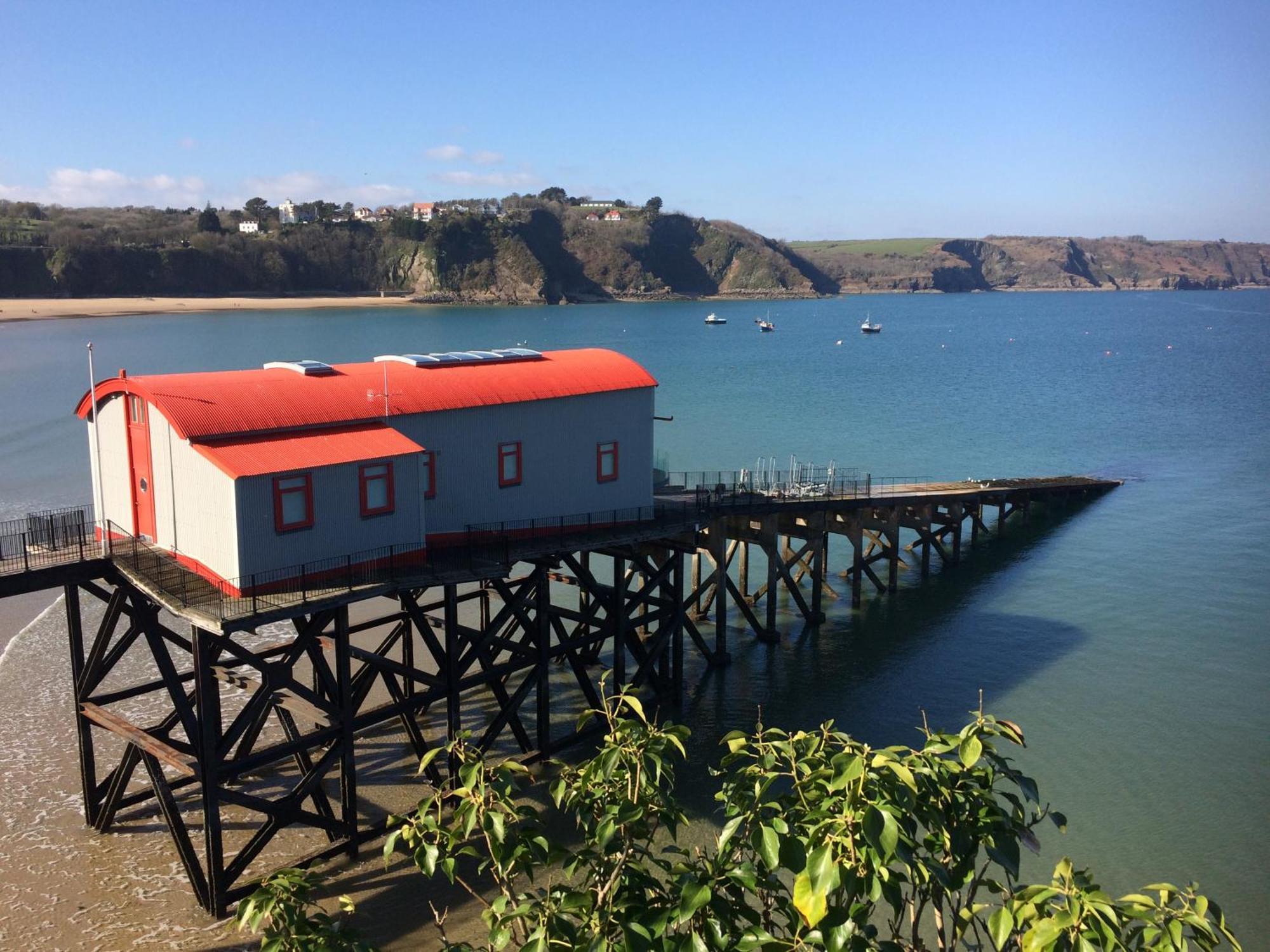 South Seas Tenby Exterior photo